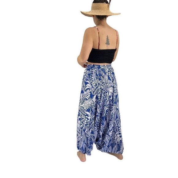 Apau ~ Gender Fluid Aladdin Gypsy Pants Blue White Tropical Floral Leaf Design - Picture 7 of 14